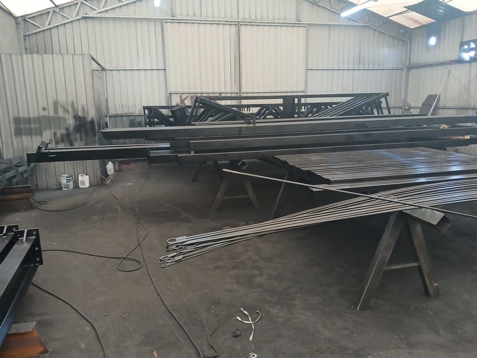 18x30x4,5m - konstrukcja hali