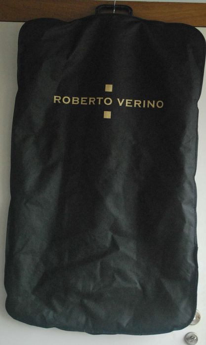Porta Fatos Roberto Verino