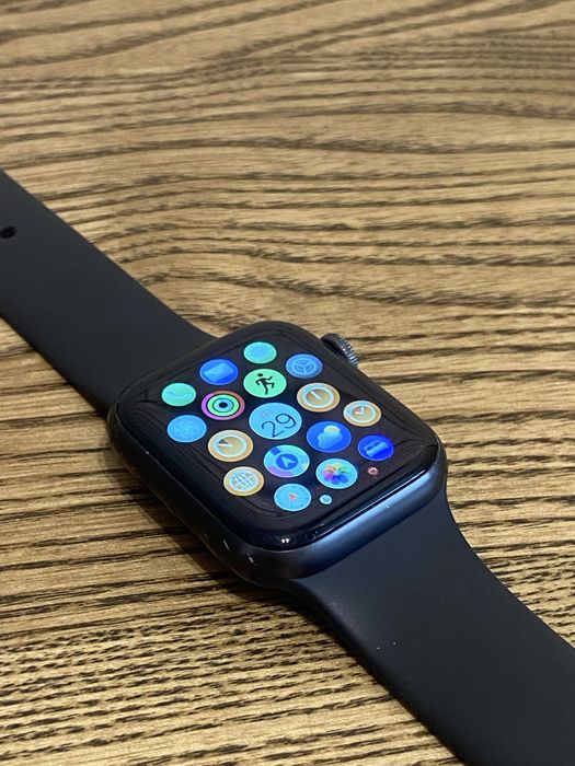 Apple Watch 6 на 40mm