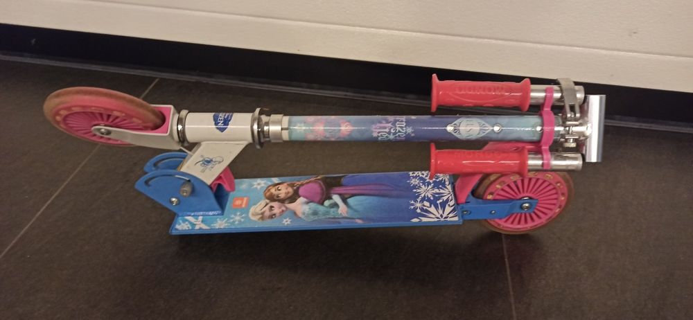 Trotinete Frozen