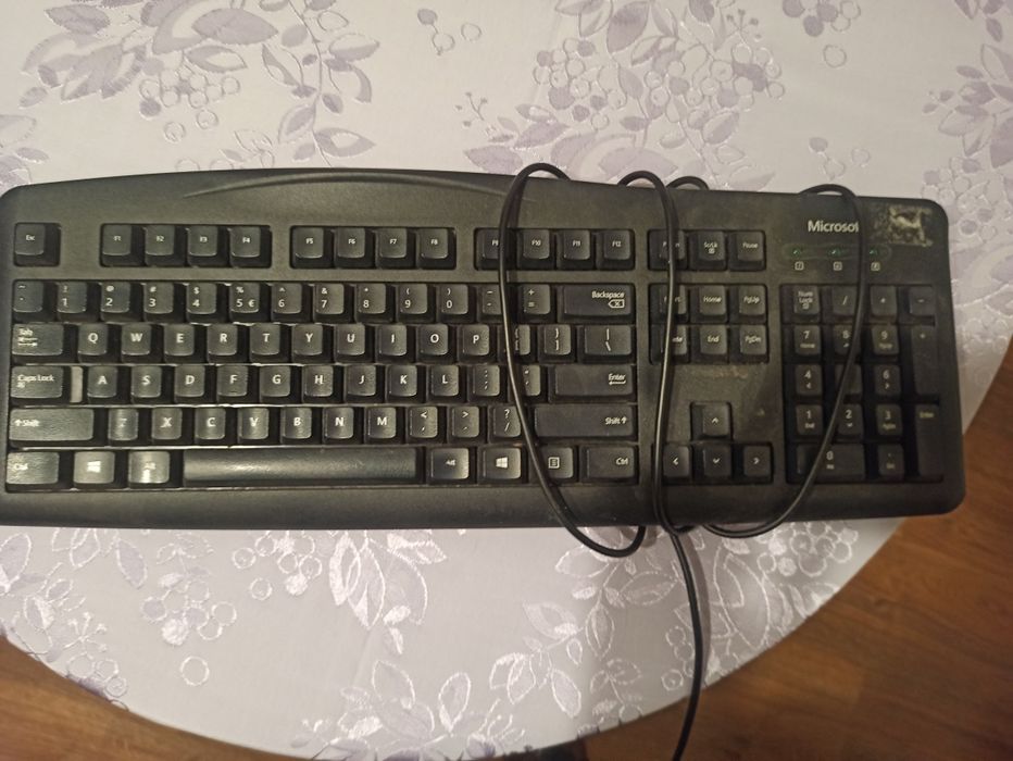 Monitor lcd Acer x222w , klawiatura w gratisie