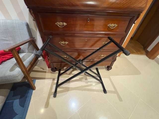 TECLADO YAMAHA PSR-E333 + SUPORTE, como novos