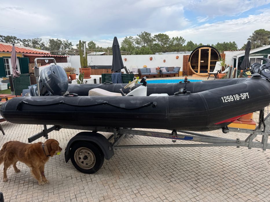 Barco RIB em Alumínio com Motor Yamaha 30HP (2023) + Atrelado
