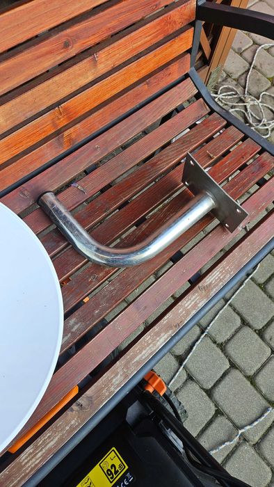 Antena panelowe Ubiquiti PBE-M5-400 z uchwytem