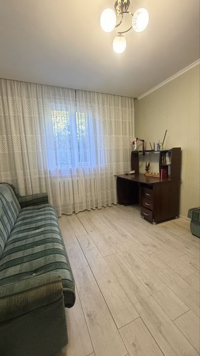 Продж будинку вулиця шкільна