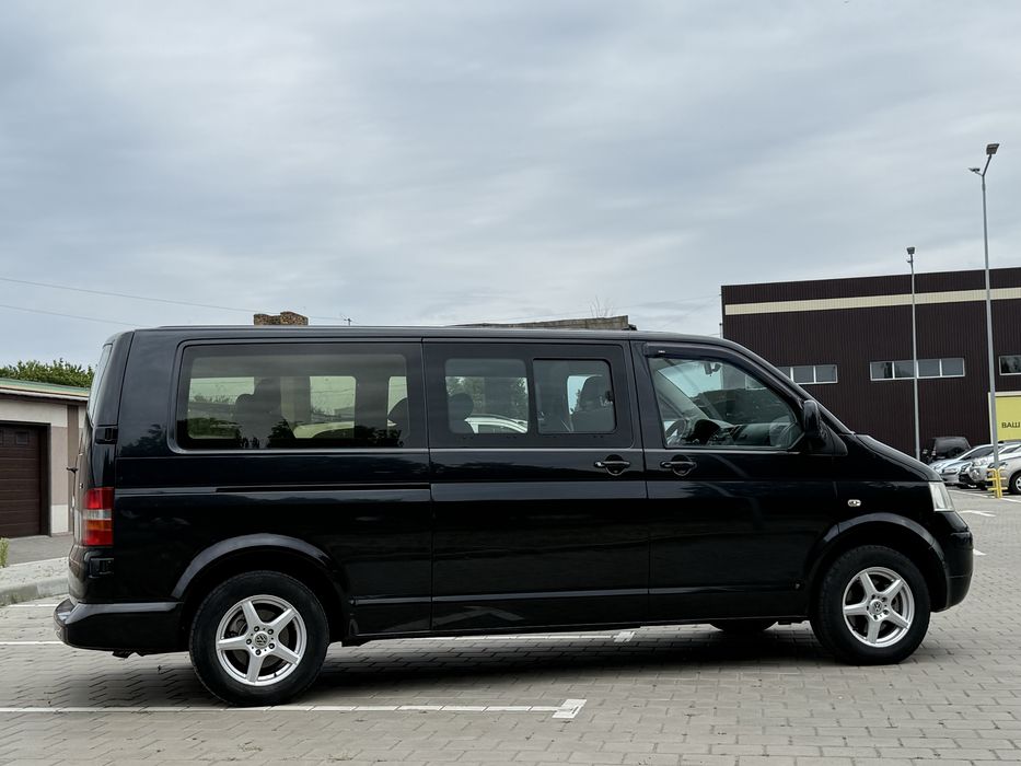 Volkswagen t5 ПАСАЖИР 9 місць. 2.5 дизель 2008 рік