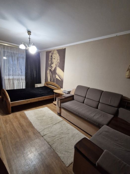 2-кімн. квартира, Новокодацький район, Червоний камінь
