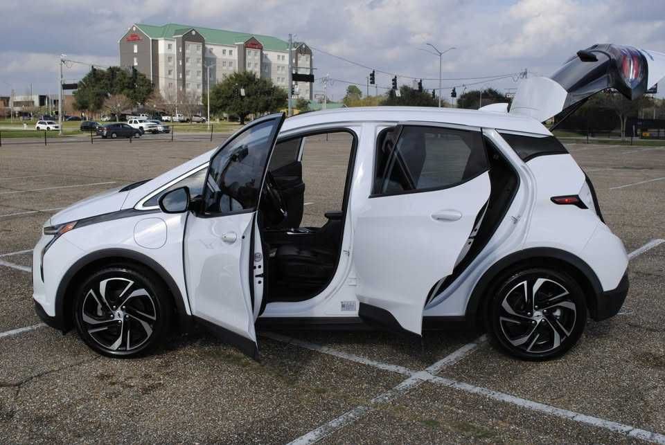 2022 Chevrolet Bolt EV 2LT