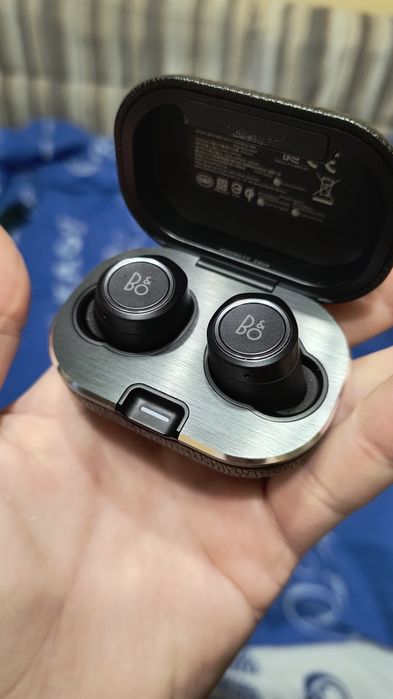 Beoplay E8 2.0 Bang & Olufsen  як нові