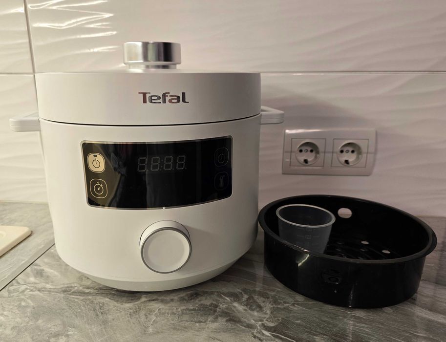Продаю мультиварку Tefal в ідеальному стані