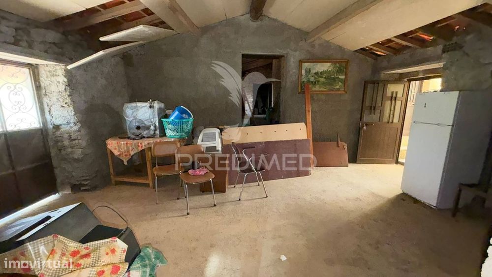 Moradia Com Terreno E Espaço Exterior – Brinço, Macedo De Cavaleiros