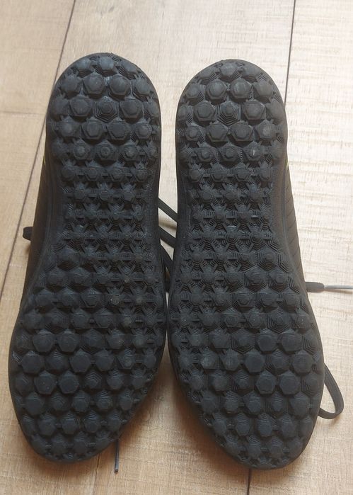 Buty do piłki nożnej Kipsta 100 Easy Turf TF sznurowane