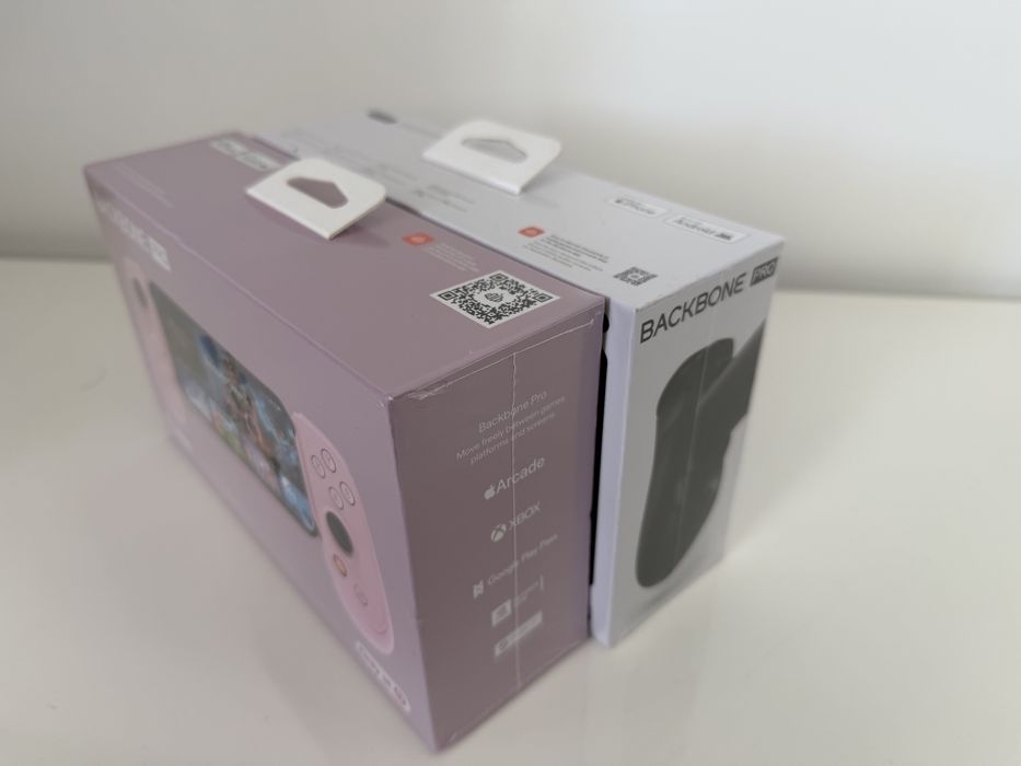 7000->Геймпад Backbone Pro Mobile Gaming Controller USB-C/Bluetooth Black/Pink
