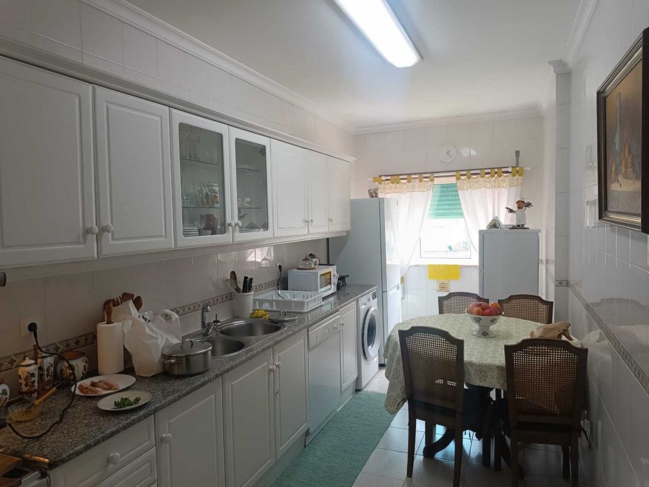 2 Quartos para Arrendar – Oliveira do Bairro