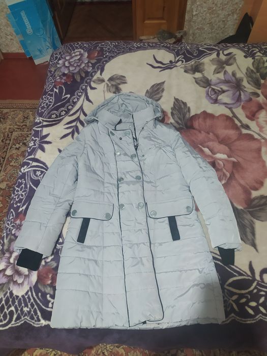 Продам пальто зимове