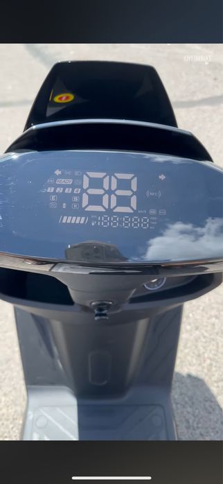 Електроскутер Crosser CR-22 2500W увеличенная батаррея в багажнике!!!