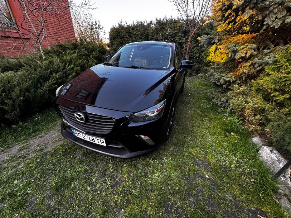 Mazda CX-3 гарний автомобіль