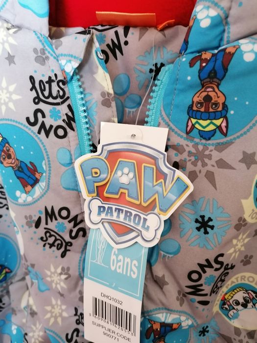 Casaco quente menino. Novo!