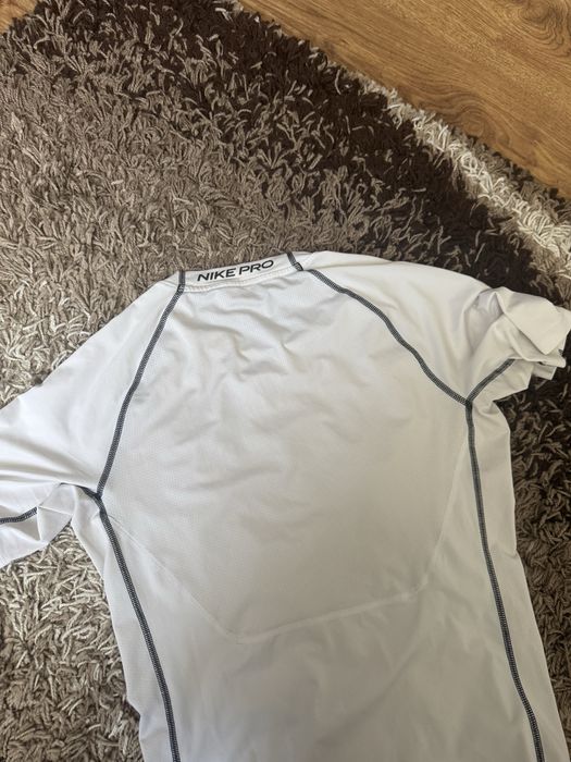 термо футболкп nike pro combat under armour