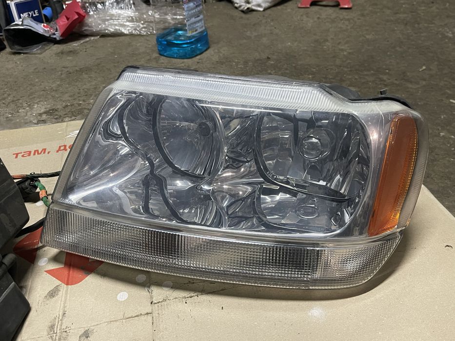Фари джип гранд черокі Wj Jeep grand cherokee фари шрот