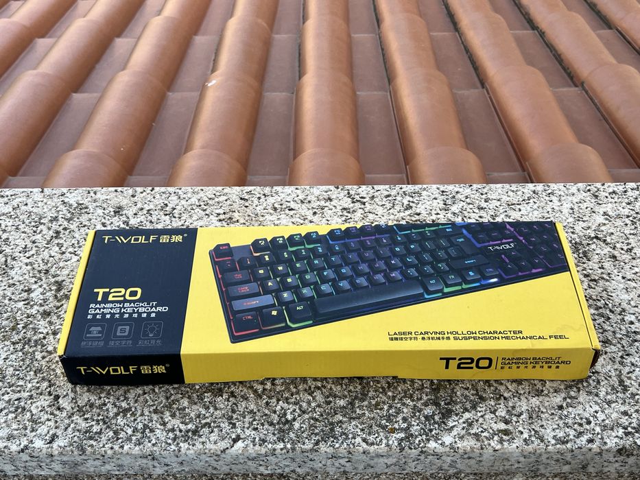 Teclado Gaming T-VOLF T20 RGB (Novo) | 5 Unidades