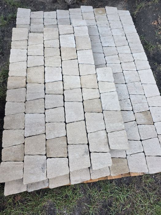 Kostka brukowa mala