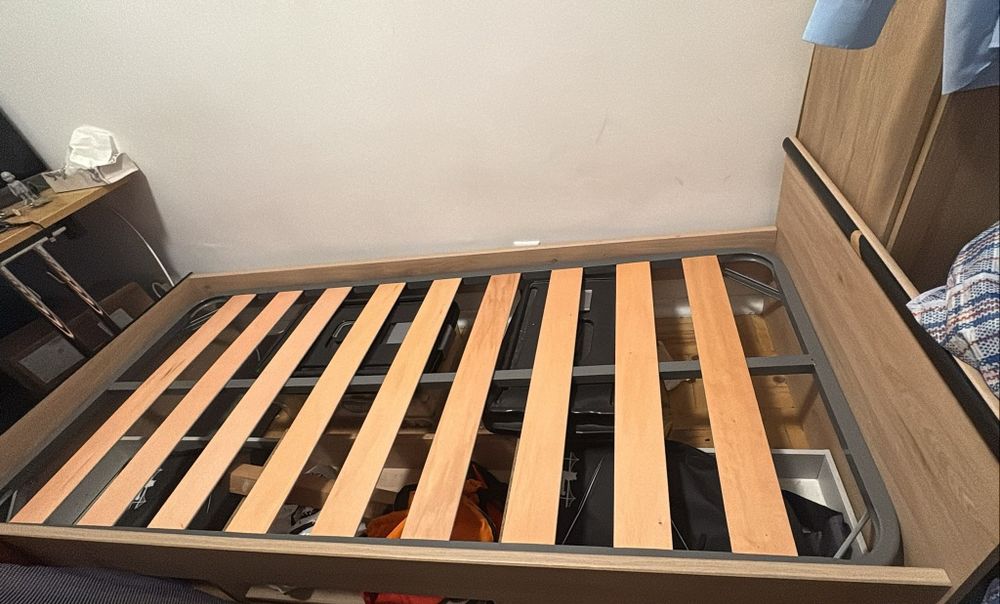 Cama de  solteiro