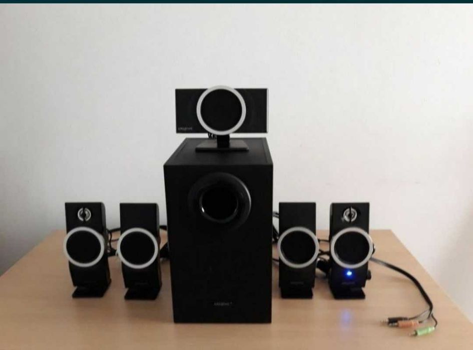 Creative 5.1 Speaker Columns Inspire T6100 — Like New