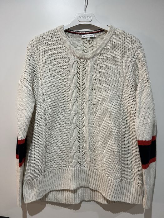 Sweterek znanej marki