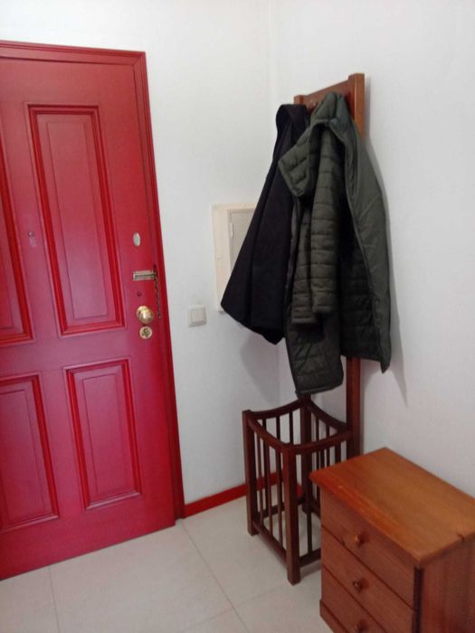 ARRENDA-SE T1 - Av. República | V. N. Gaia