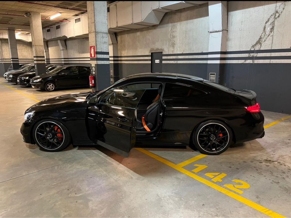 Mercedes C220 coupe c63