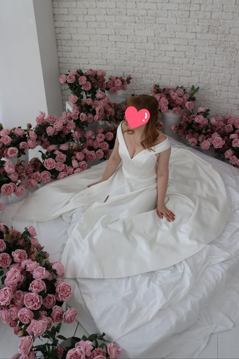 Весільна сукня. Майже як нова.Продаж.