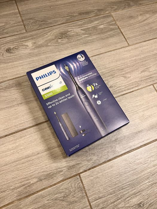 Зубна щітка електрична Philips Sonicare HX7113/01 серії 5500