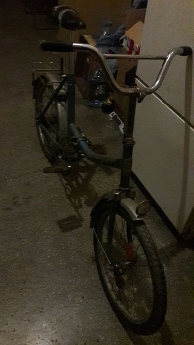 Два дитячі велосипеди