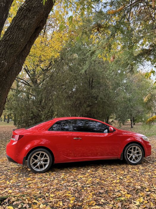 Продам kia cerato 2011