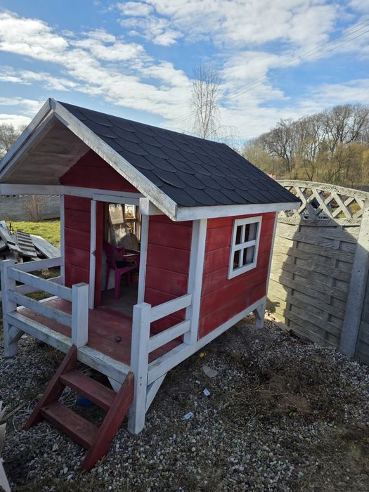 Domek drewniany dla dziecka