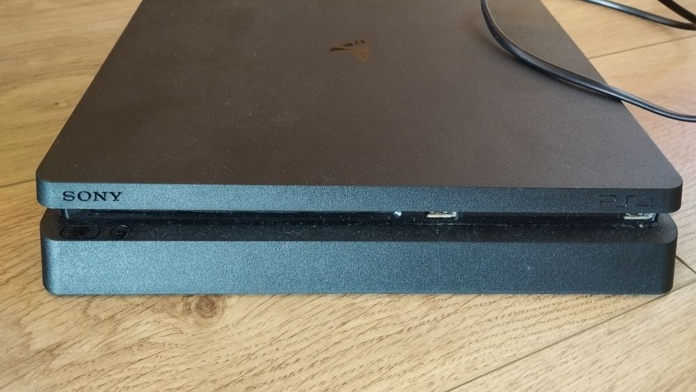PS4 Slim 500Gb Como Nova