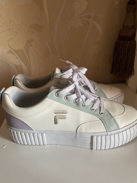 Кеды Fila на платформе