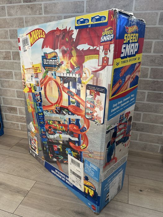Трек Hot Wheels Мега Гараж Атака Дракона HKX48 + 2 машинки HKX48