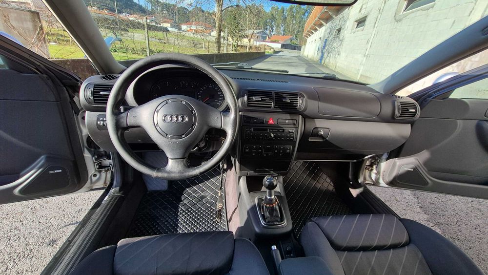 AUDI A3 8L PD 130- Fev 2001 C/314.000km BANCOS RECARO-SOM BOSE-GPS ETC