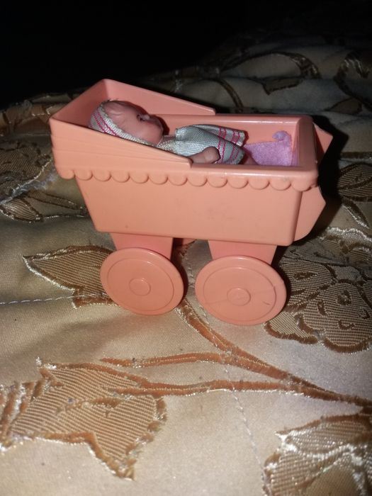 Коляска для пупсика