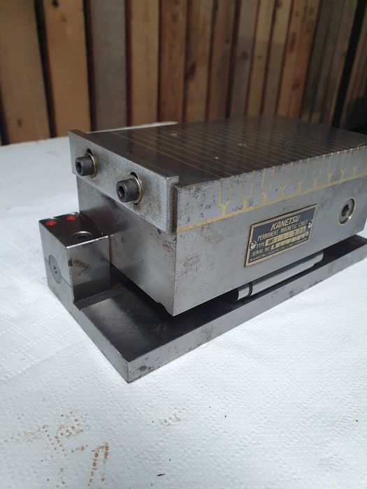 Prato magnético de senos