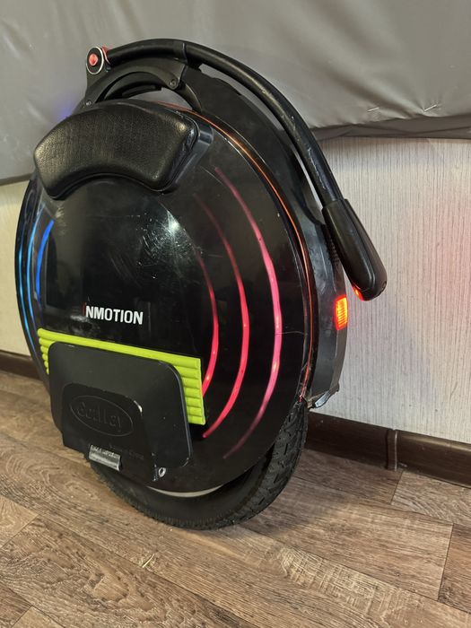 Продам INmotion v10F