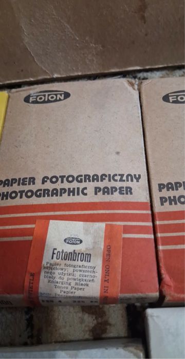 5 papierow fotograficznych czarno bialych
