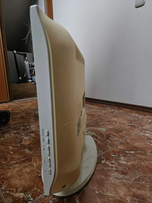 Телевизор Samsung LE22A454C1