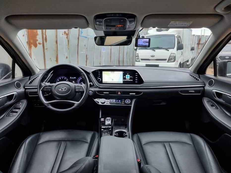 Hyundai Sonata 2022 (DN8)