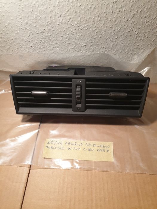 Kratka nawiewy środkowego mercedes W202 C-180 99 rok