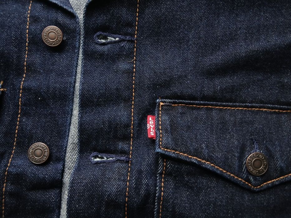 Levi's Embarcadero (L)