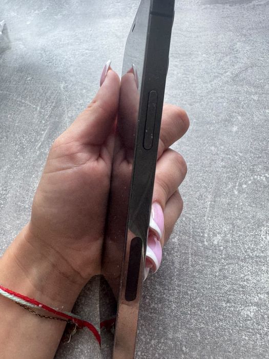 Продам Iphone 12 pro