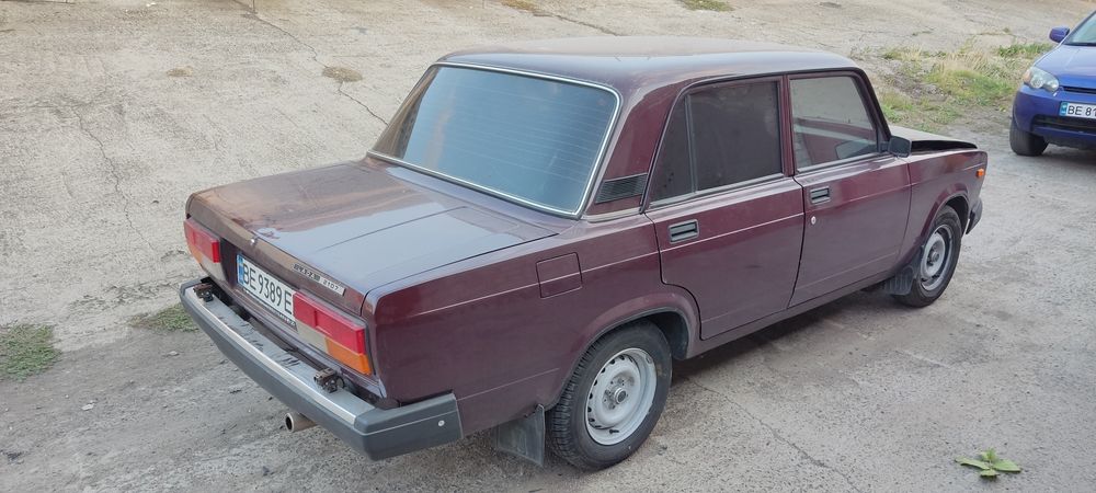 Сидіння Ідеал ВАЗ 2107 ЗАДНІ 2009 року 60т пробігу двері